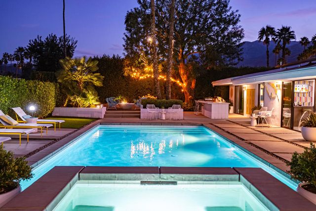 2444 S Calle Palo Fierro, Palm Springs, CA 92264