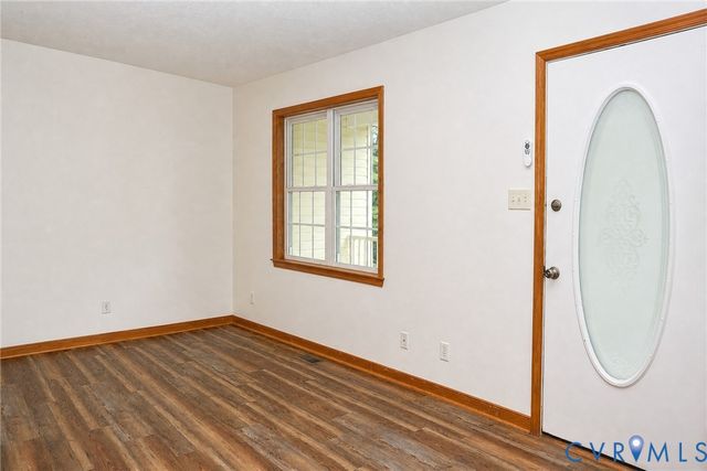 3811 West St, Chester, VA 23831