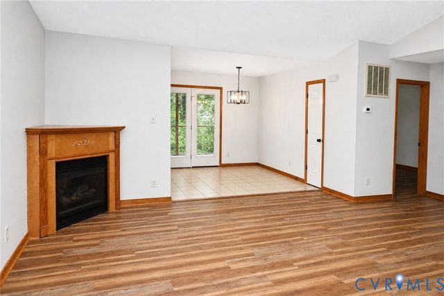 3811 West St, Chester, VA 23831