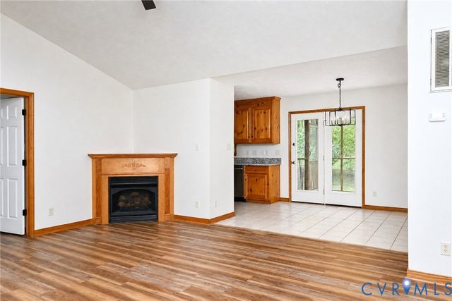 3811 West St, Chester, VA 23831