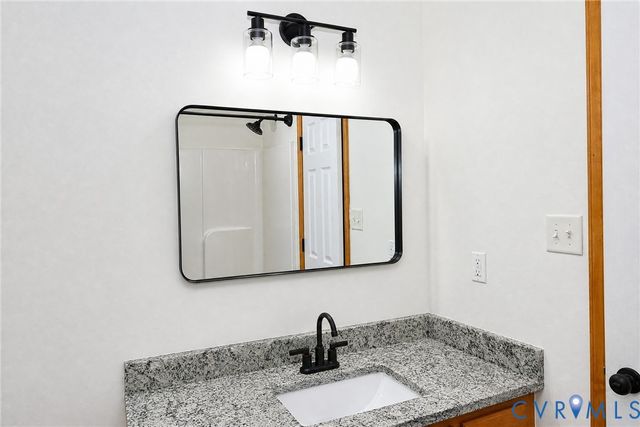 3811 West St, Chester, VA 23831