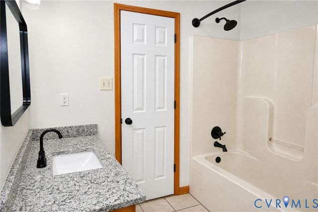 3811 West St, Chester, VA 23831