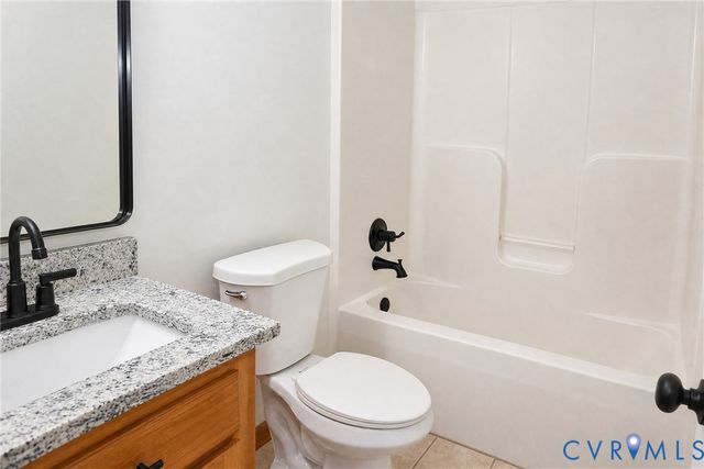 3811 West St, Chester, VA 23831