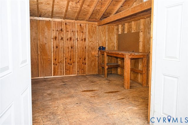 3811 West St, Chester, VA 23831