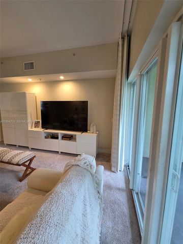 5300 NW 87th Ave 416, Doral, FL 33178