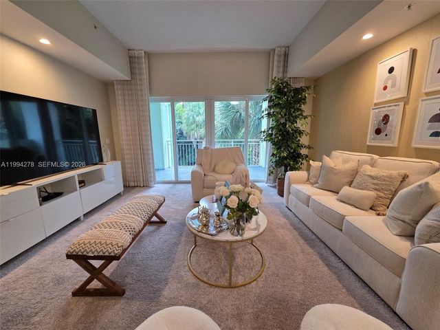 5300 NW 87th Ave 416, Doral, FL 33178