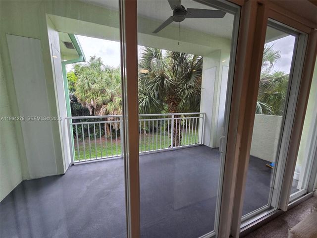 5300 NW 87th Ave 416, Doral, FL 33178