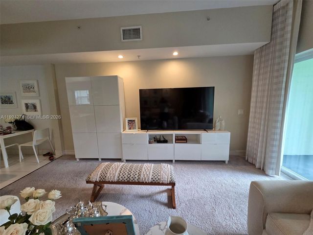 5300 NW 87th Ave 416, Doral, FL 33178