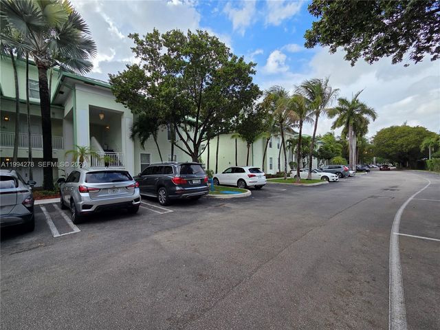5300 NW 87th Ave 416, Doral, FL 33178