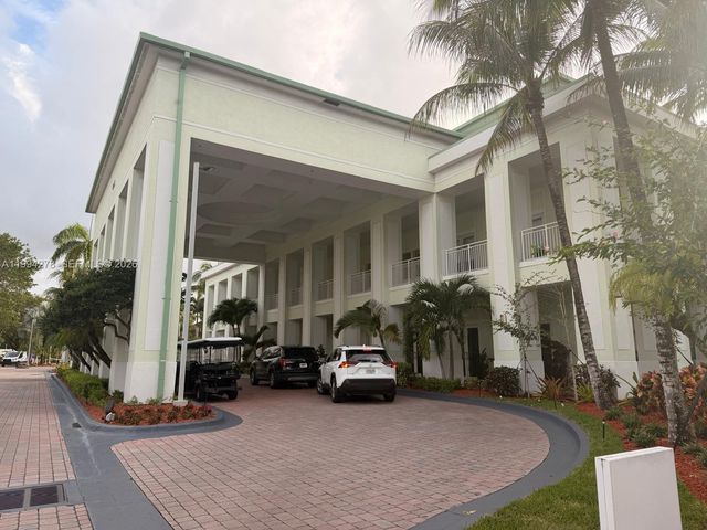 5300 NW 87th Ave 416, Doral, FL 33178