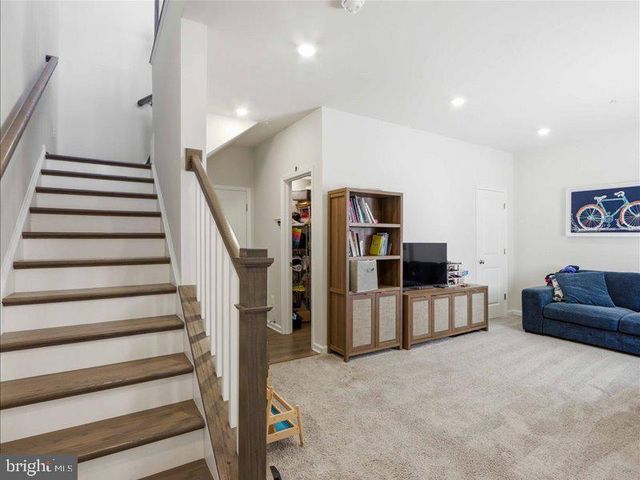 26052 RIDGE RD, Damascus, MD 20872