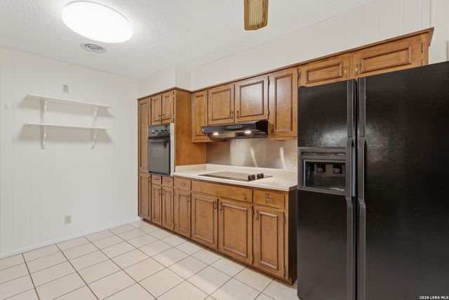 30592 Oakview Rd, Bulverde, TX 78163