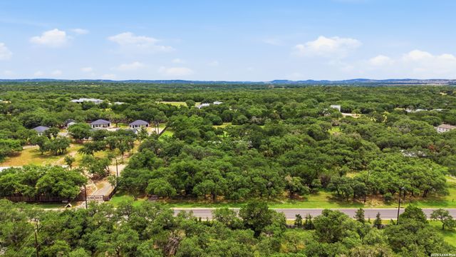 30592 Oakview Rd, Bulverde, TX 78163