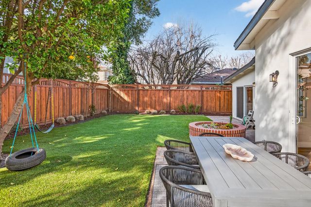 1861 Montecito Avenue, Mountain View, CA 94043