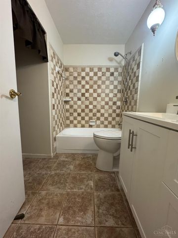 7238 Elk Creek Road, Madison Twp, OH 45042
