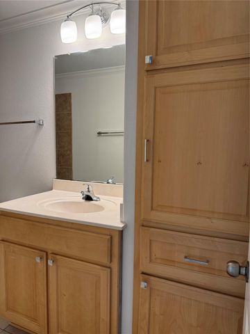 3209 Mac Arthur Ave A, Lago Vista, TX 78645