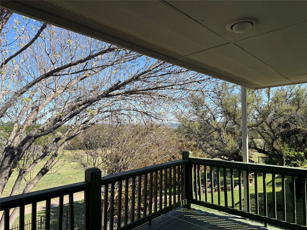 3209 Mac Arthur Ave A, Lago Vista, TX 78645