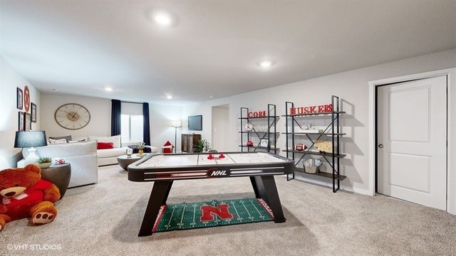 5638 152nd Street, Urbandale, IA 50111