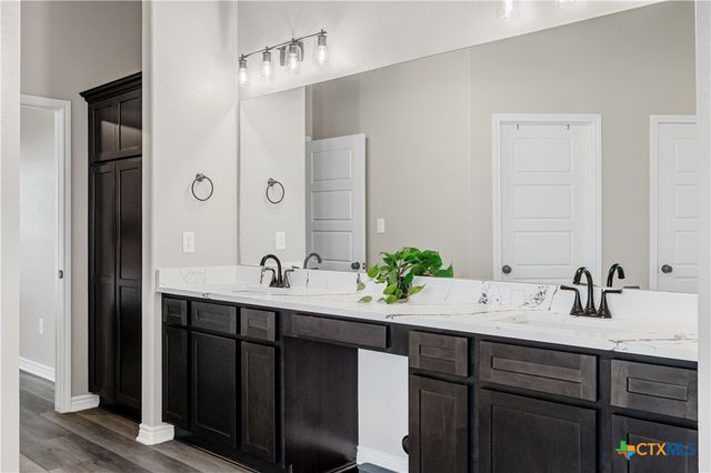 8162 Travertine Lane, Moody, TX 76557