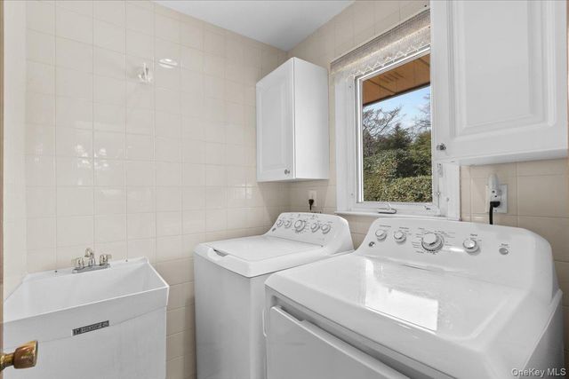 7 Greystone Circle, Bronxville, NY 10708