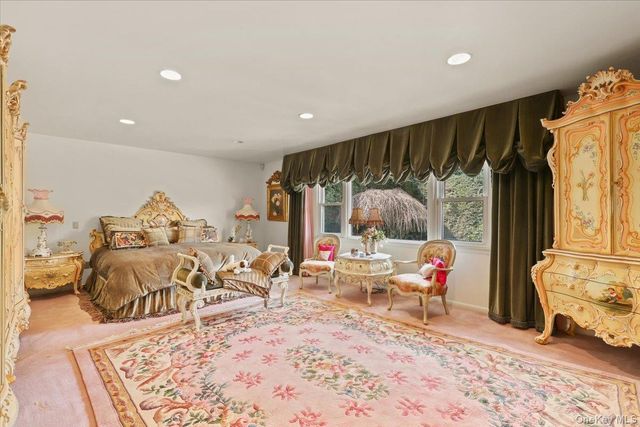 7 Greystone Circle, Bronxville, NY 10708