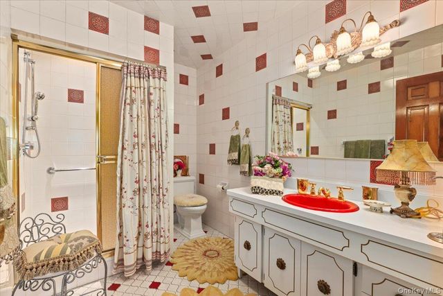 7 Greystone Circle, Bronxville, NY 10708