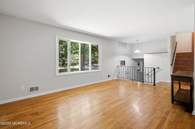 525 Goetz Lane, Jackson, NJ 08527