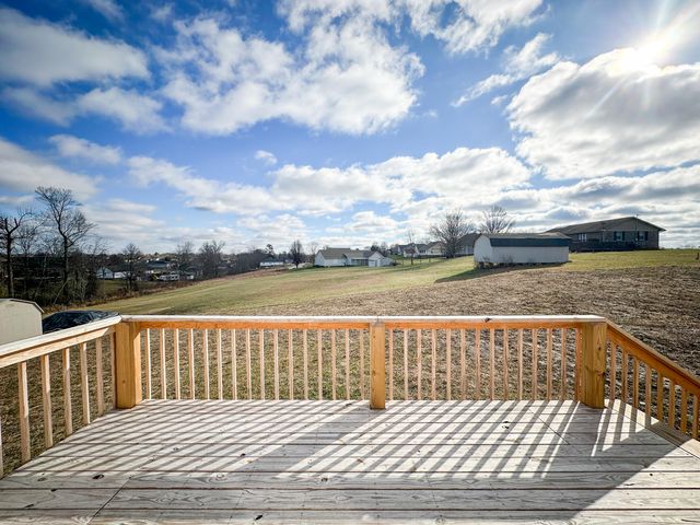 46 Caden Lane, London, KY 40744