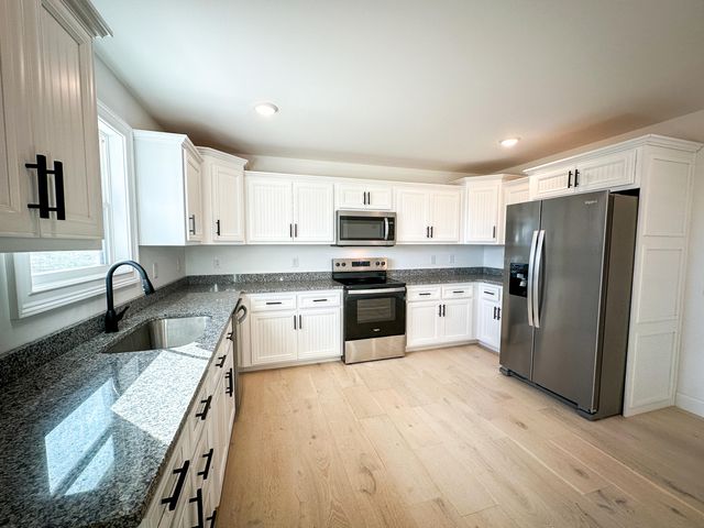 46 Caden Lane, London, KY 40744
