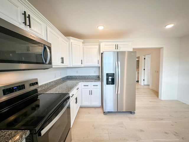 46 Caden Lane, London, KY 40744