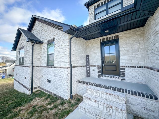 46 Caden Lane, London, KY 40744