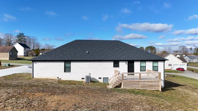 46 Caden Lane, London, KY 40744