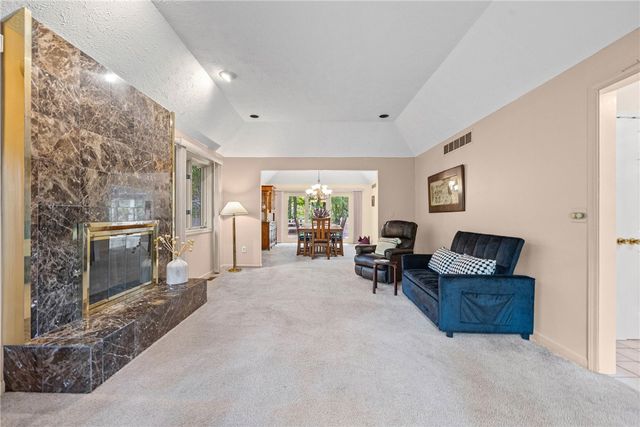 1226 Stafford Crescent, Webster, NY 14580