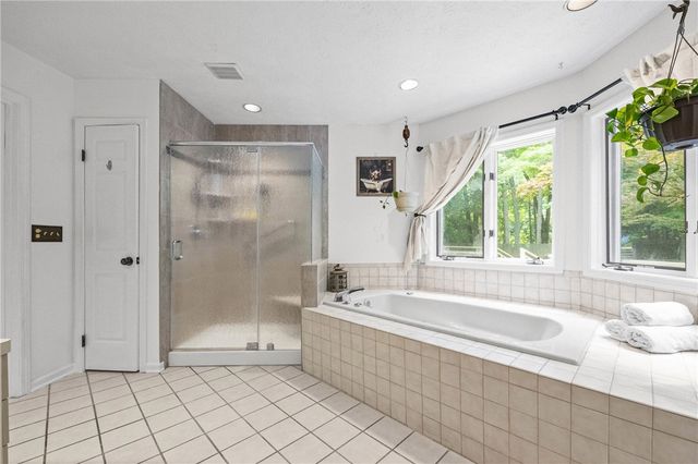 1226 Stafford Crescent, Webster, NY 14580