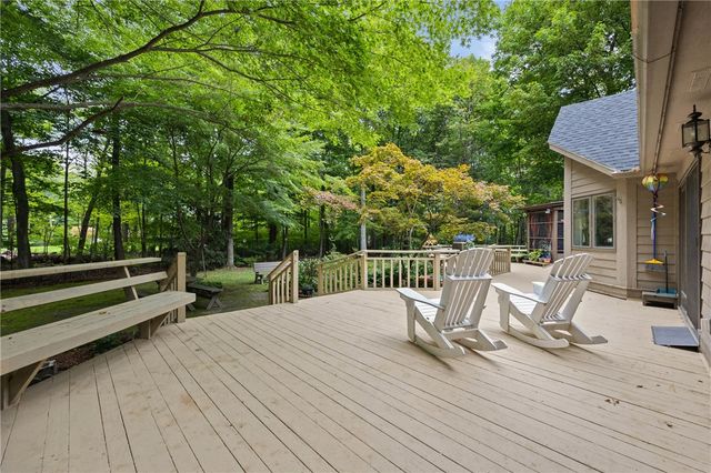 1226 Stafford Crescent, Webster, NY 14580