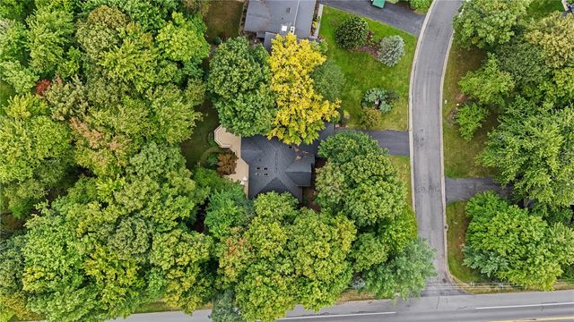 1226 Stafford Crescent, Webster, NY 14580