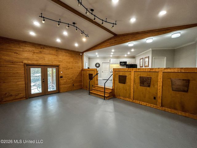 503 E Government Street, Brandon, MS 39042