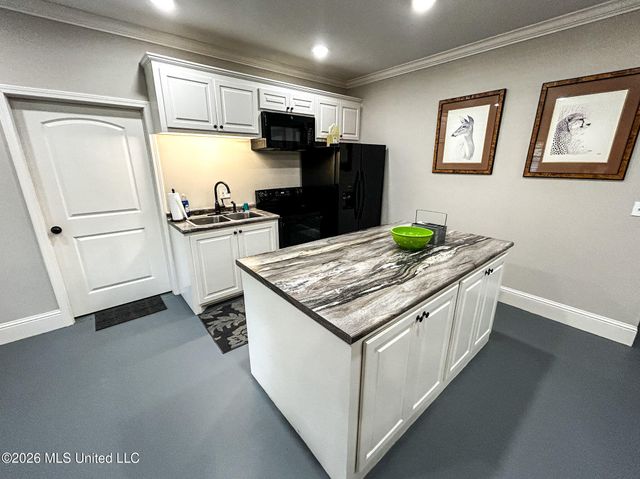 503 E Government Street, Brandon, MS 39042