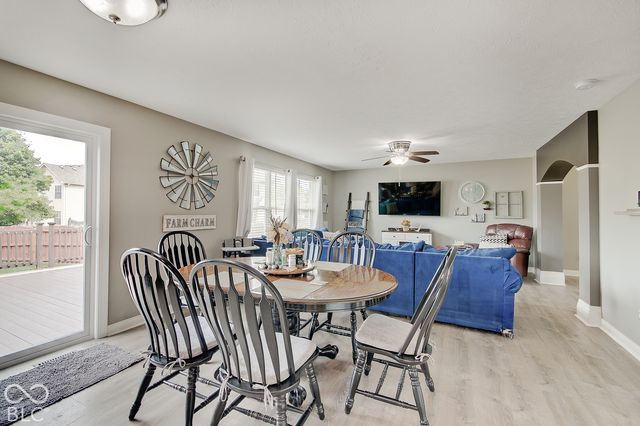 1110 Foxtail Drive, Franklin, IN 46131