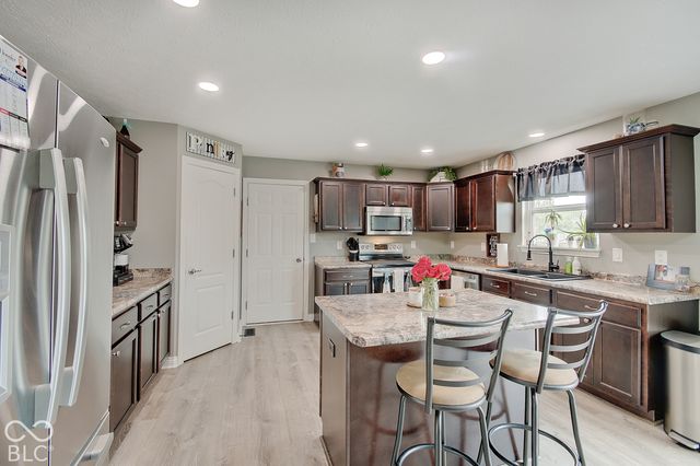 1110 Foxtail Drive, Franklin, IN 46131