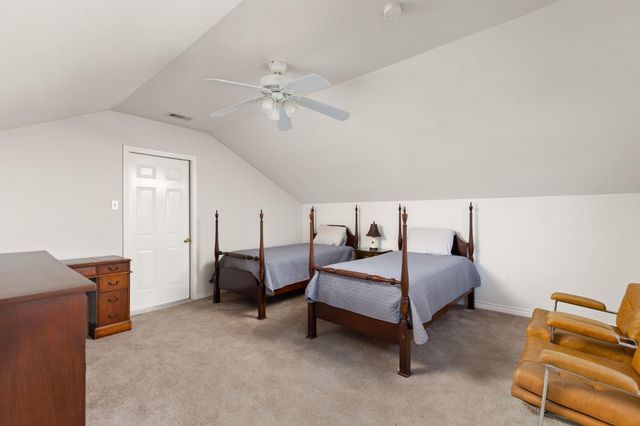 2706 Tradewind DR, Spicewood, TX 78669