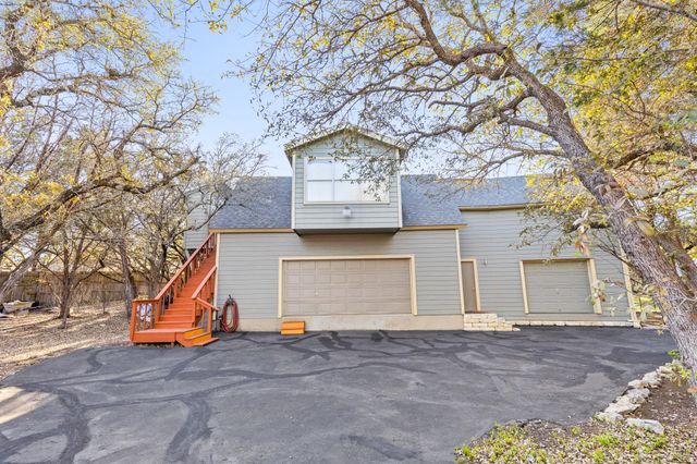 2706 Tradewind DR, Spicewood, TX 78669