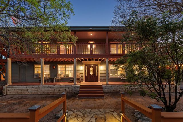 2706 Tradewind DR, Spicewood, TX 78669