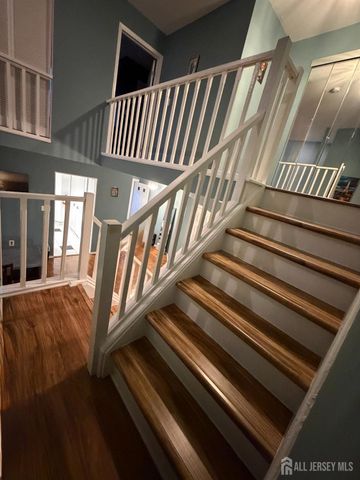 125 Archery Court, Old Bridge, NJ 08857