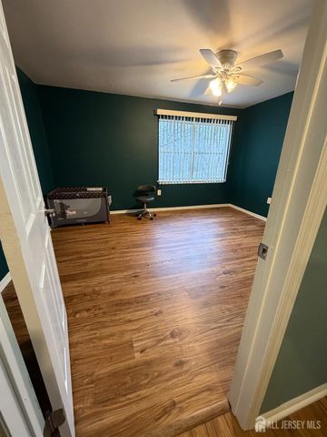 125 Archery Court, Old Bridge, NJ 08857