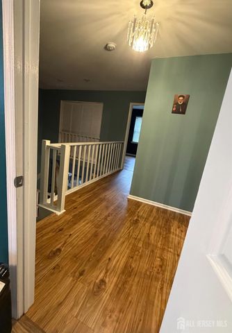 125 Archery Court, Old Bridge, NJ 08857