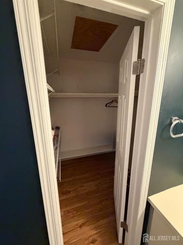 125 Archery Court, Old Bridge, NJ 08857