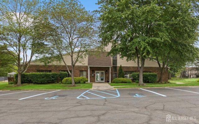 125 Archery Court, Old Bridge, NJ 08857