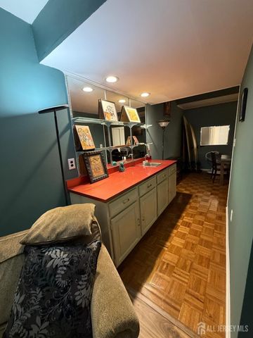 125 Archery Court, Old Bridge, NJ 08857