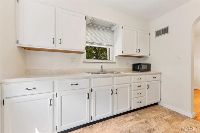 509 N Jefferson Street, Mascoutah, IL 62258